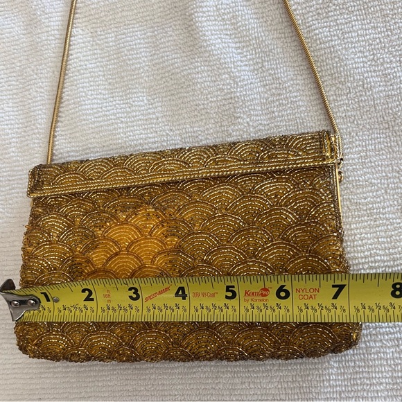 Walborg of Hong Kong Small Gold Beaded Clutch Purse With Gold Chain Handle - Picture 5 of 7